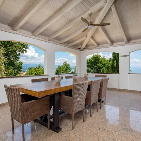 The Nest 奥帕提亚