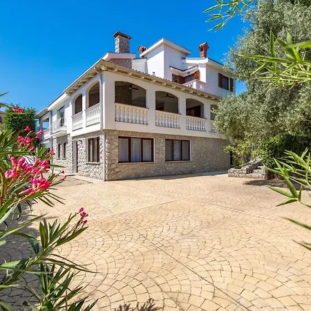 The Nest * Opatija