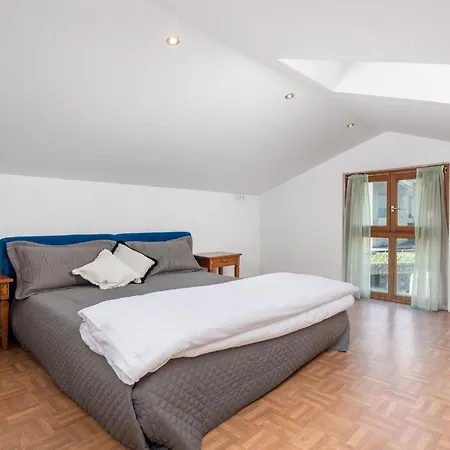 The Nest * 奥帕提亚