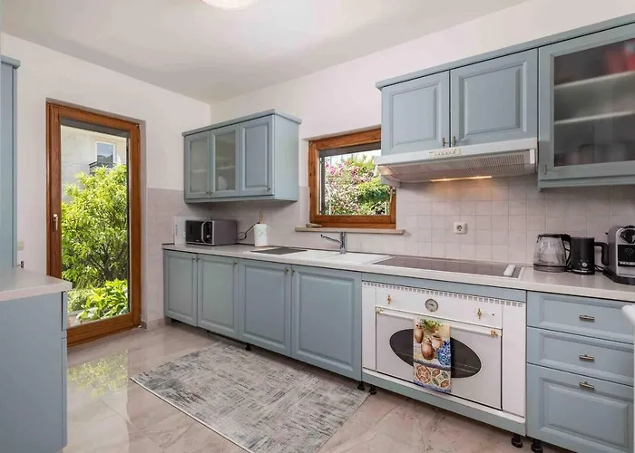 The Nest 奥帕提亚