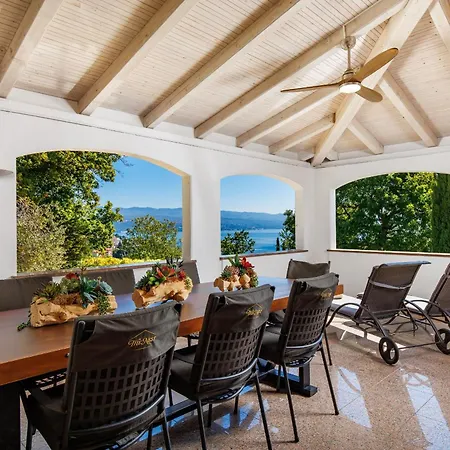 The Nest Villa